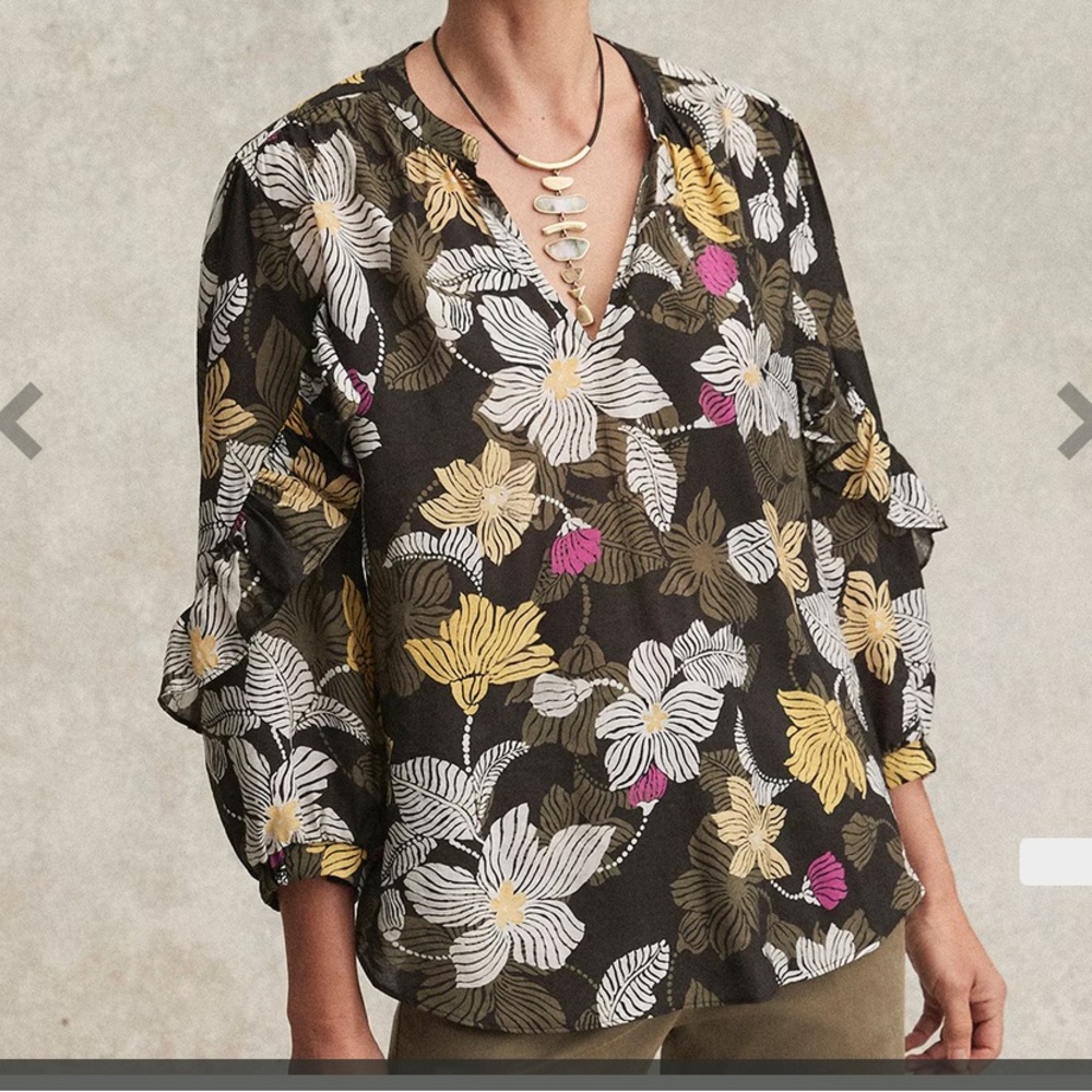 Chico's black Floral Print Blouse Ruffled size Size 1 med Semi Sheer gardencore